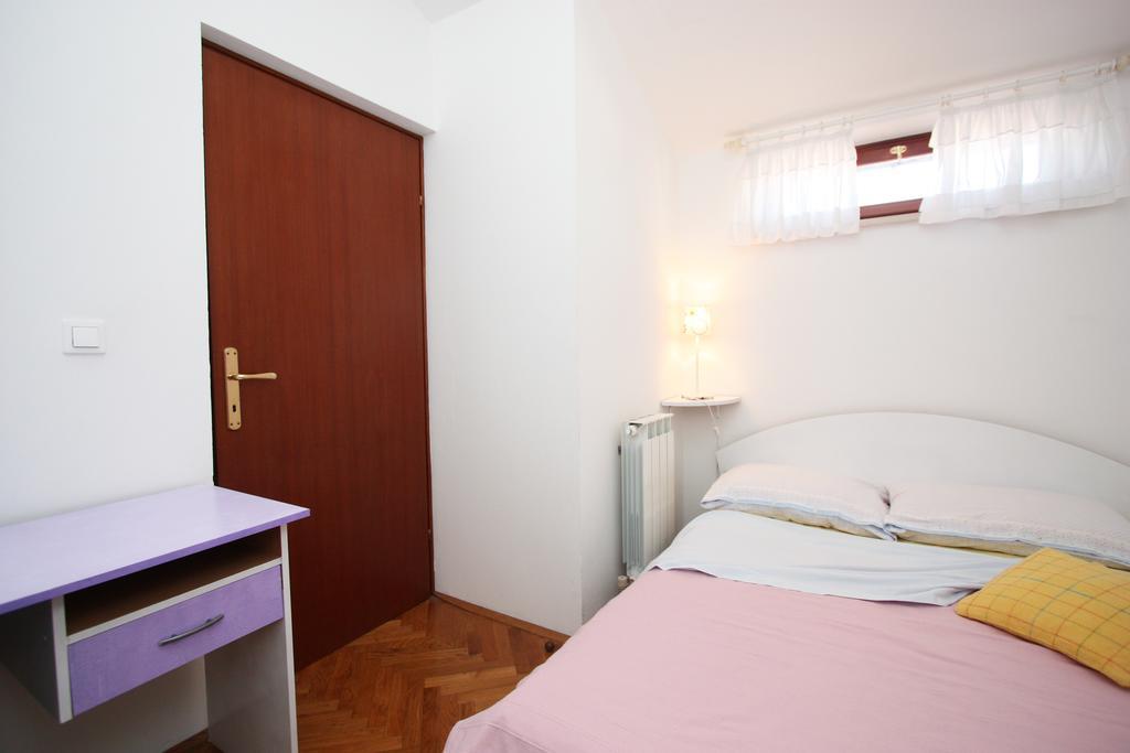 Family Friendly Apartments พูลา ห้อง รูปภาพ