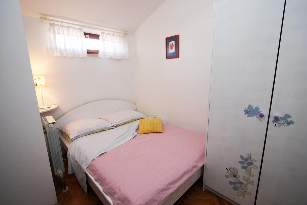Family Friendly Apartments พูลา ห้อง รูปภาพ