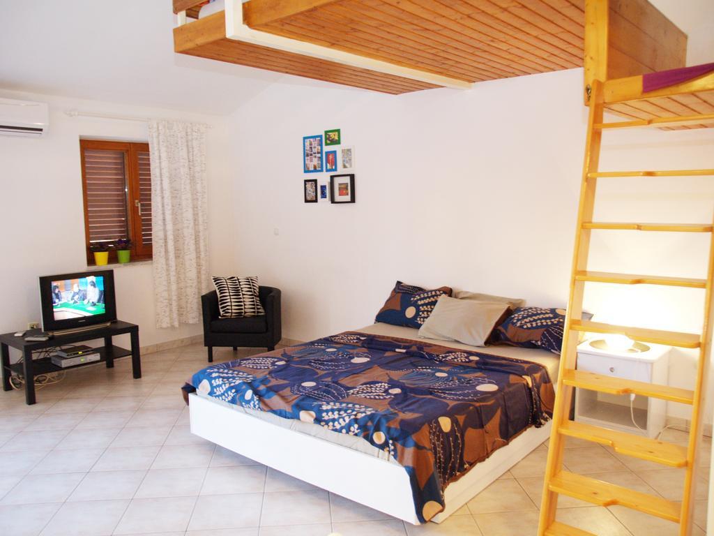 Family Friendly Apartments พูลา ห้อง รูปภาพ