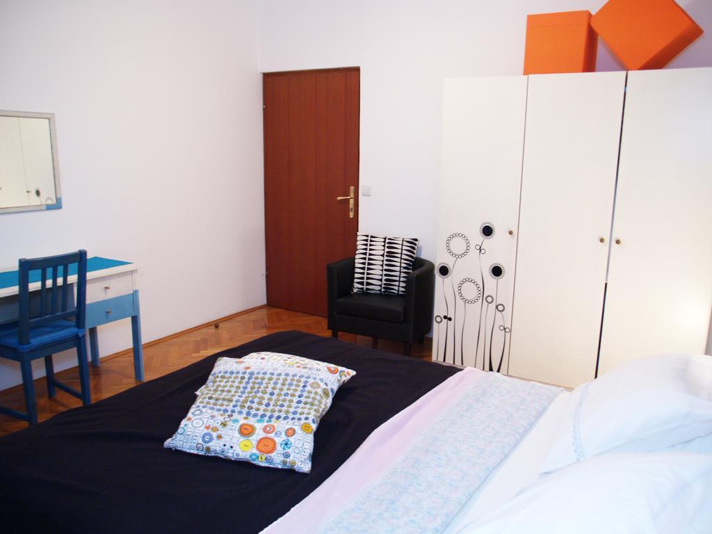 Family Friendly Apartments พูลา ห้อง รูปภาพ